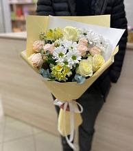 Букет цветов из:  Альстромерии, Розы и Хризантемы в Садовом Ставропольского края